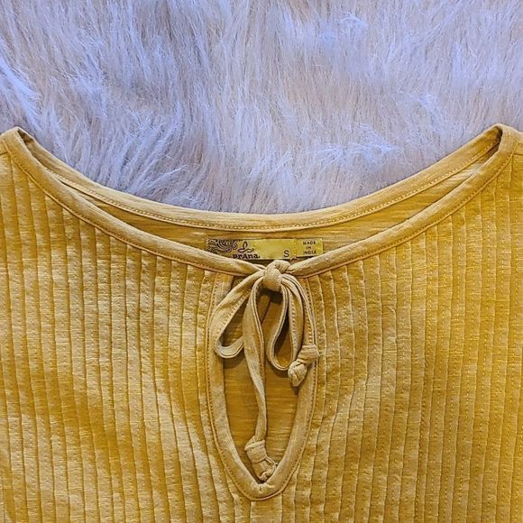 Prana Yellow Short Sleeve Top - Picture 2 of 4